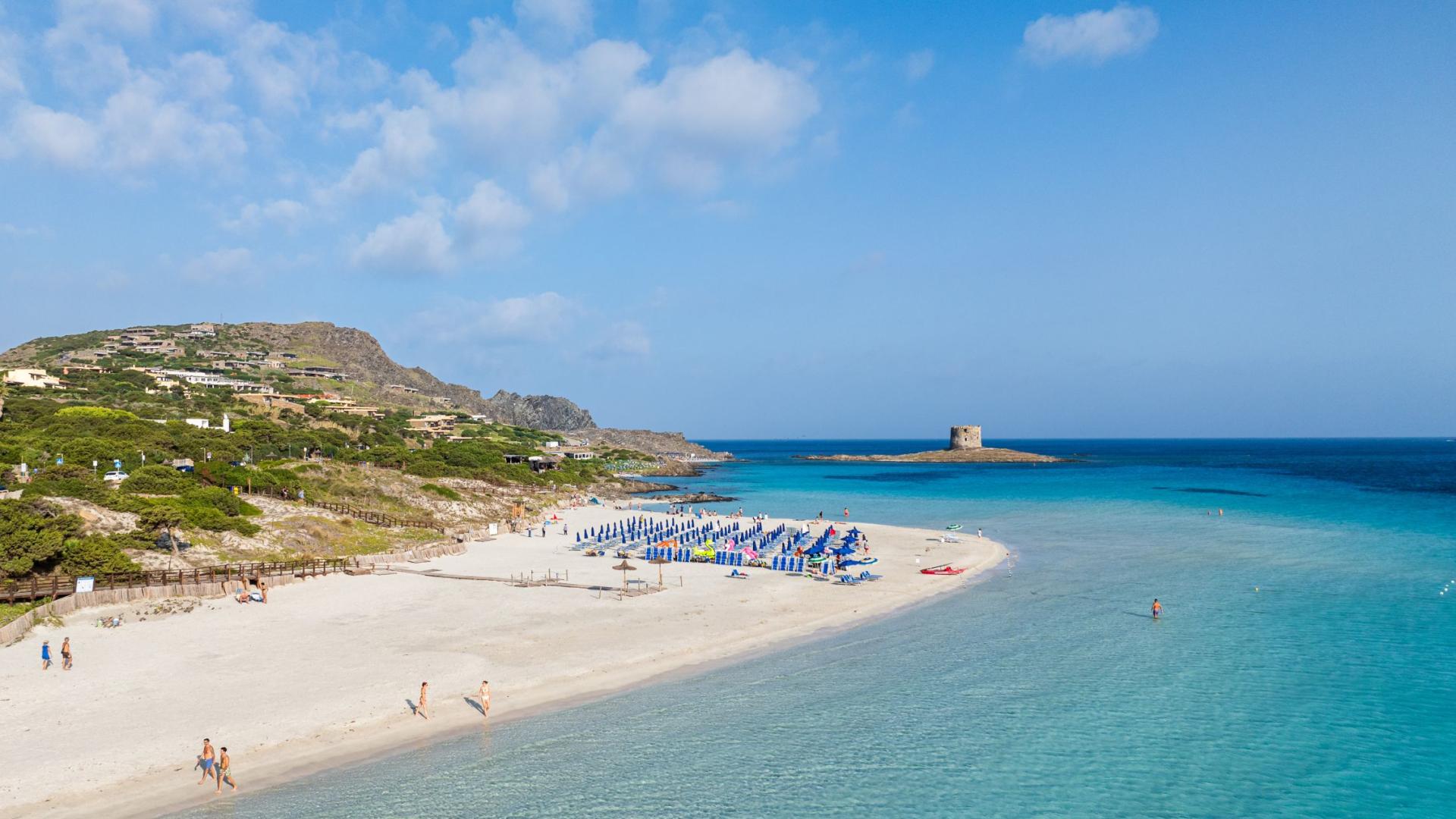 Sardinija ograničila suncobrane na plaži